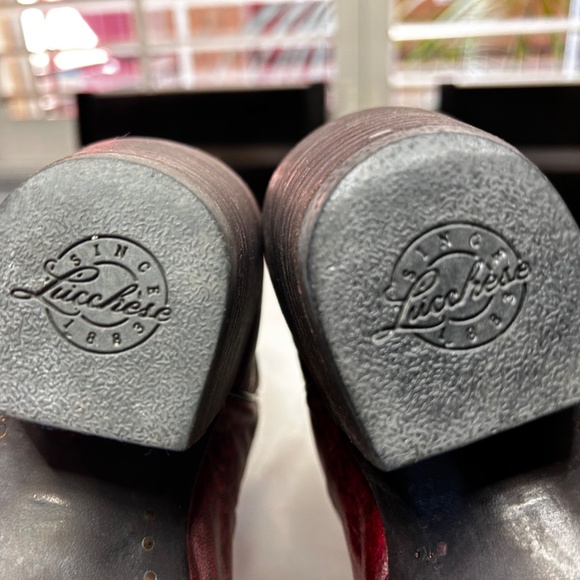 Lucchese 1883 Women's Burgundy Embroidered Cowboy Boots - Picture 7 of 8